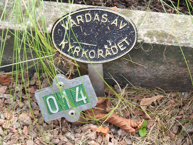 Hautatunnus: BRO 1    14