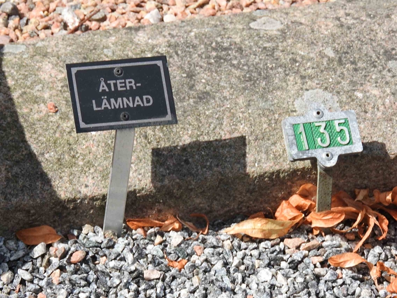 Hautatunnus: BRO 1   135