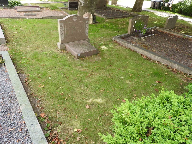 Hautatunnus: BRO 1   162