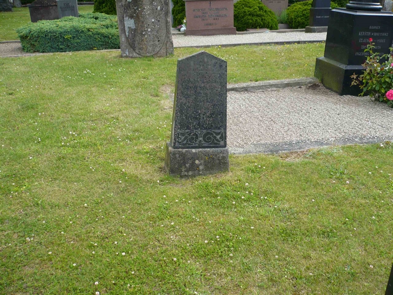 Grave number: 1 5    60