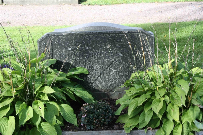 Grave number: 1 K H   70