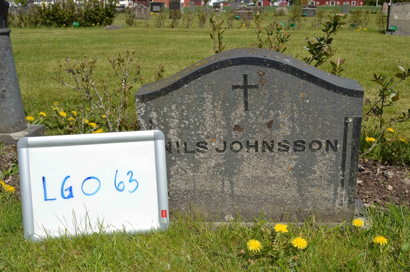 Grave number: LG O    63