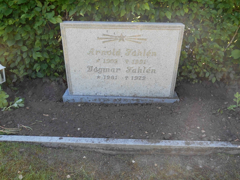 Grave number: Vitt VB1Ö     7, 8