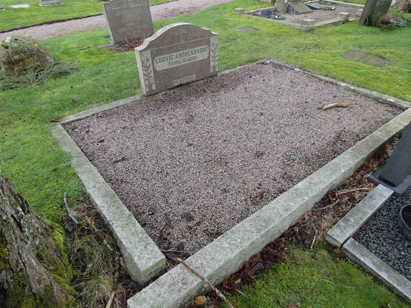 Grave number: BR G   271
