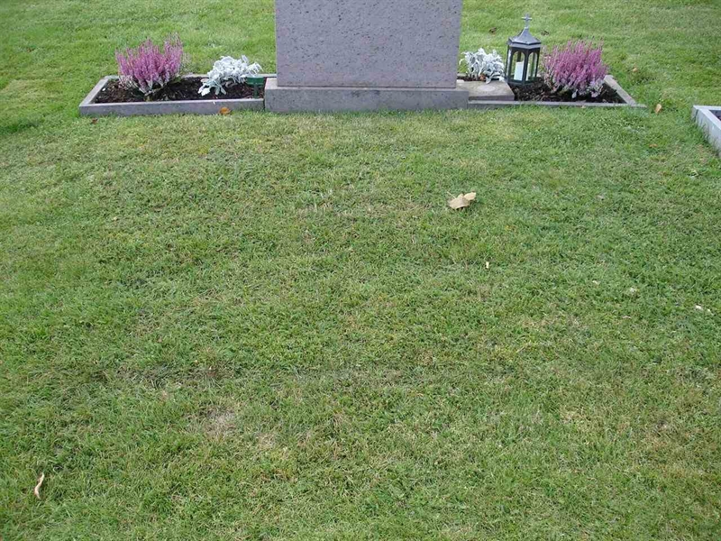 Grave number: FG H    20