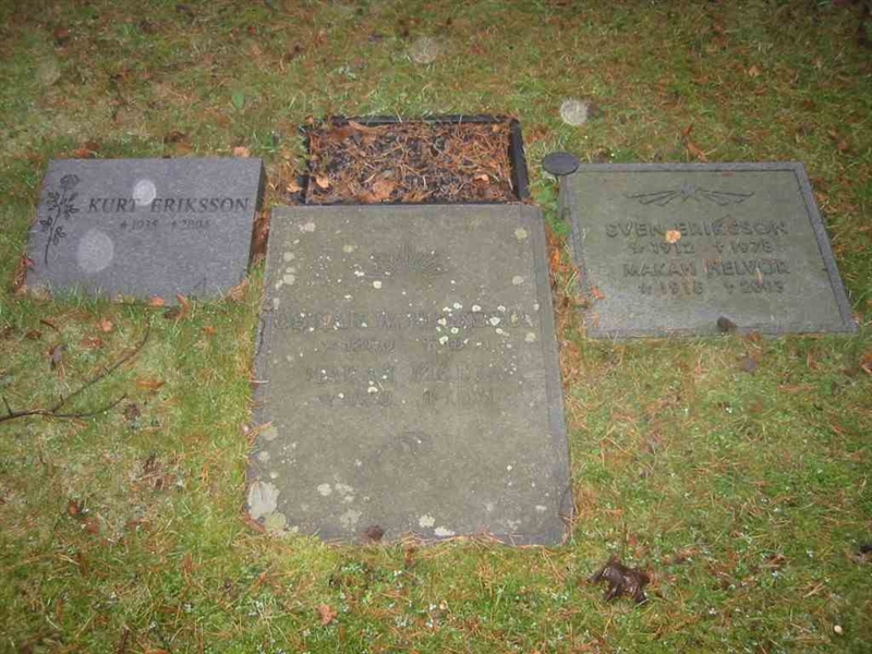 Grave number: KV 5    55-56
