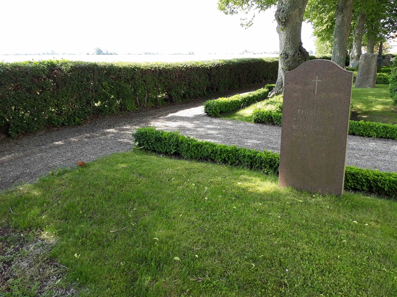 Grave number: LB C 161-162