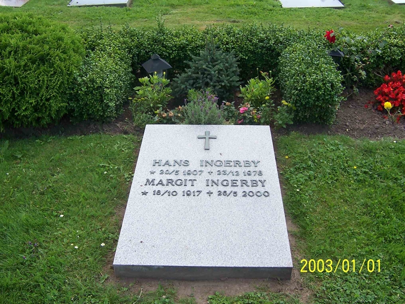 Grave number: 1 3 2C   116