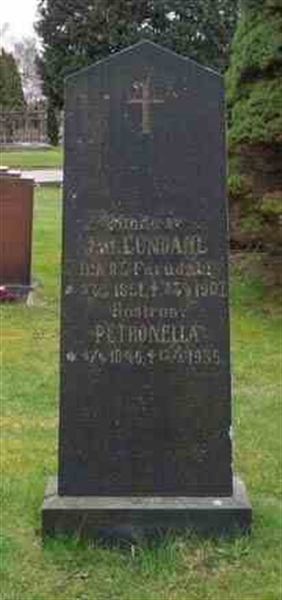 Grave number: SN G    60