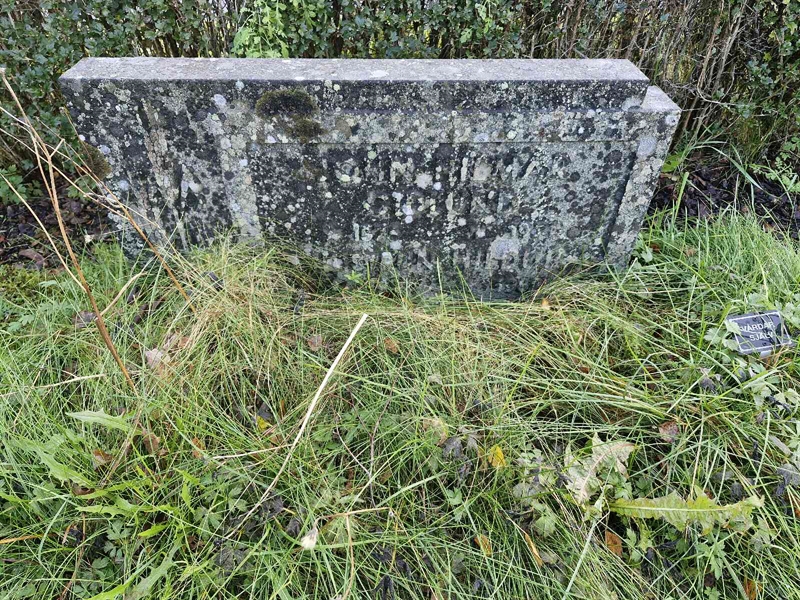 Grave number: AK D  5931-5932