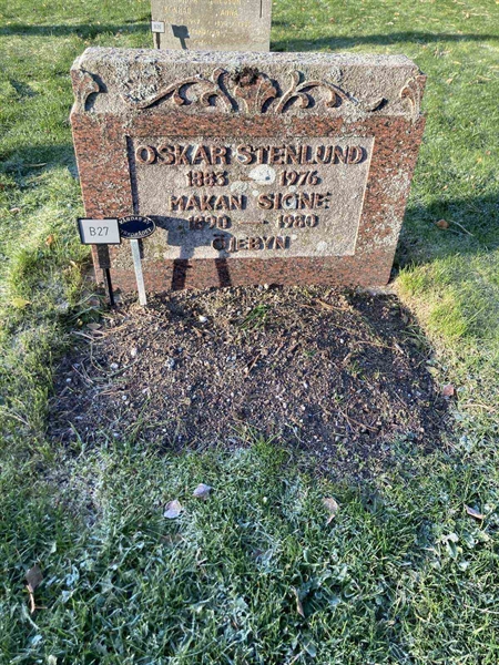 Grave number: 1 NB    27