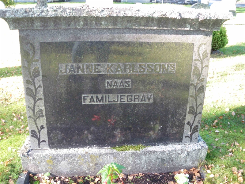 Grave number: SB 16     4