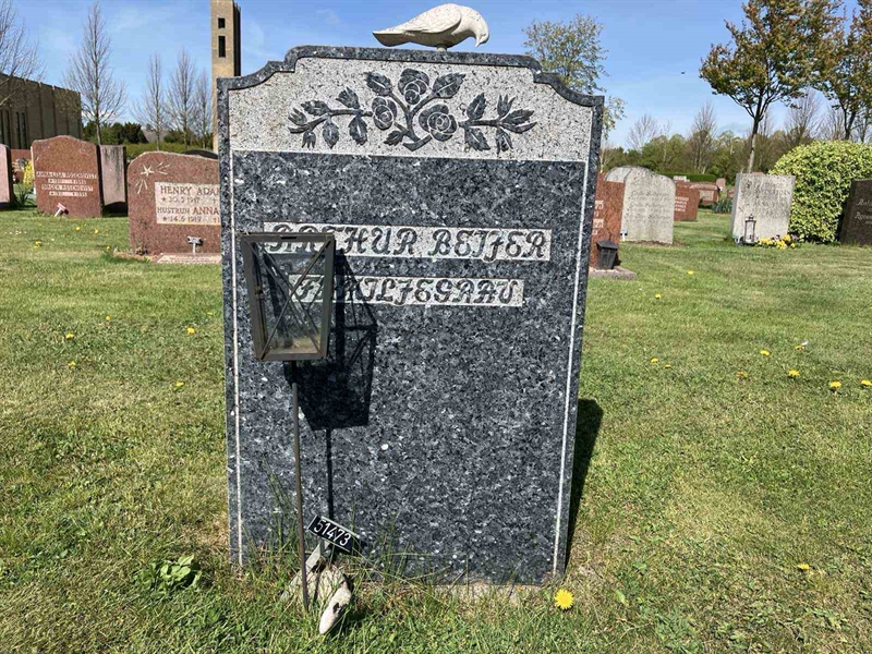 Grave number: R 01   640, 641
