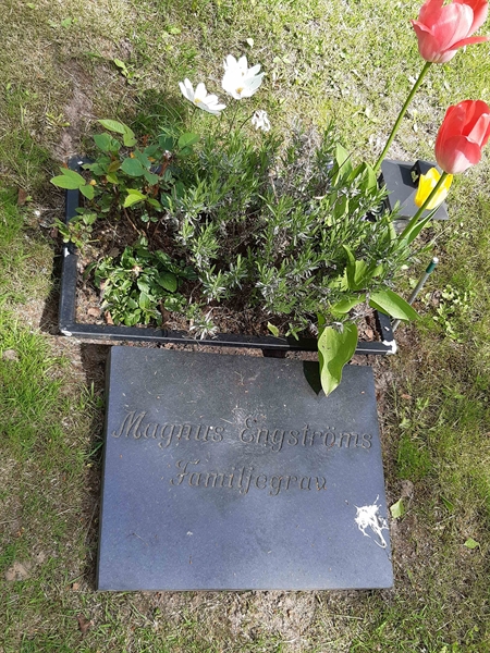 Grave number: KA 14    38