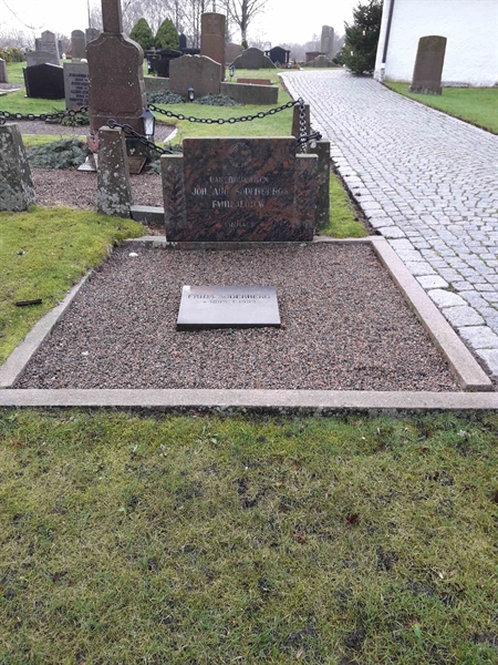 Grave number: BR G   256