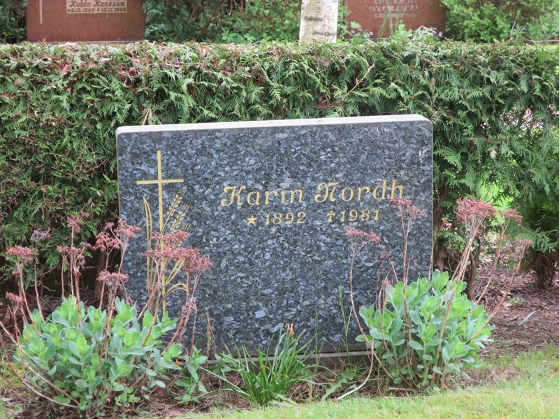 Grave number: HÖB 70E   135