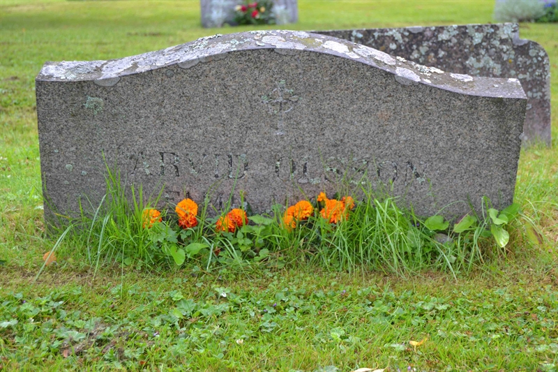 Grave number: 1 L   594