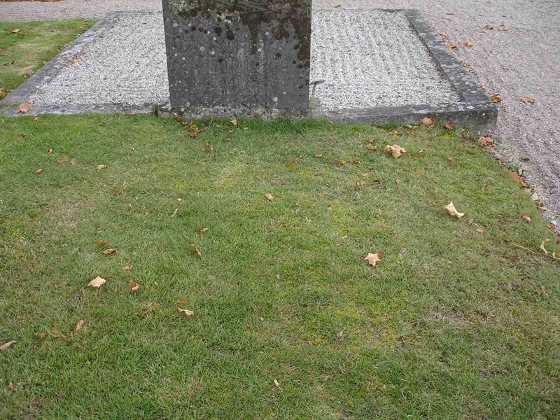 Grave number: FN N     2, 3