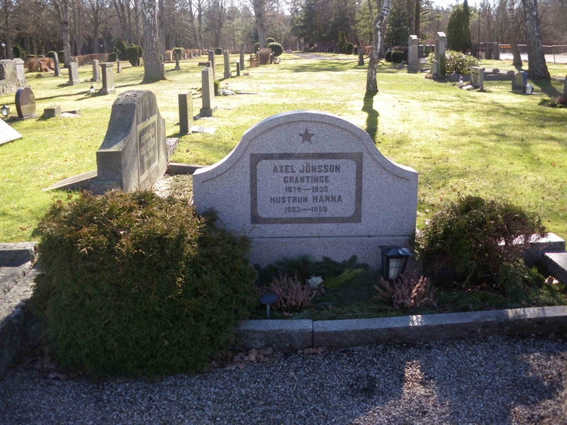 Grave number: SB 13     4