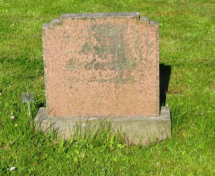 Grave number: 2 20    26