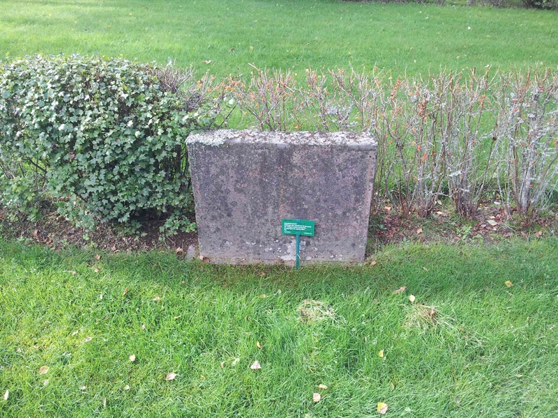 Grave number: 1 NH     5