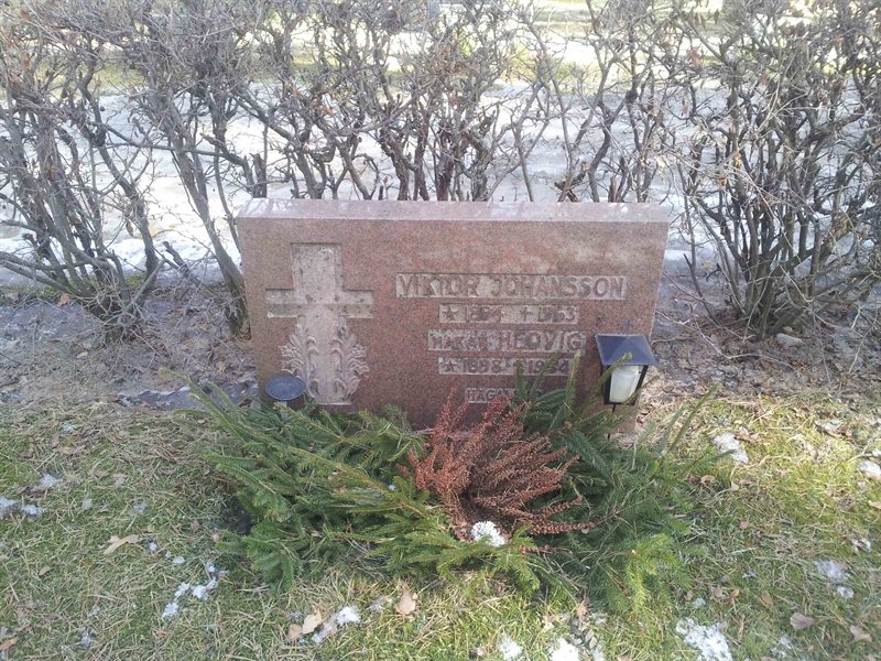 Grave number: 1 KV.7    17-18