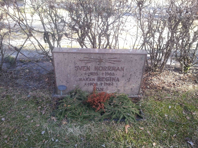 Grave number: 1 KV.7    11-12
