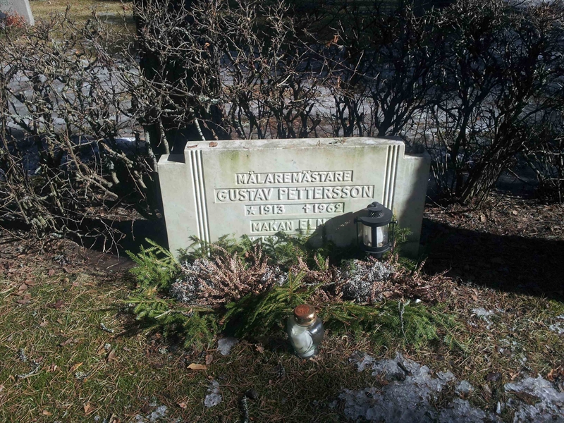 Grave number: 1 KV.7     1-2