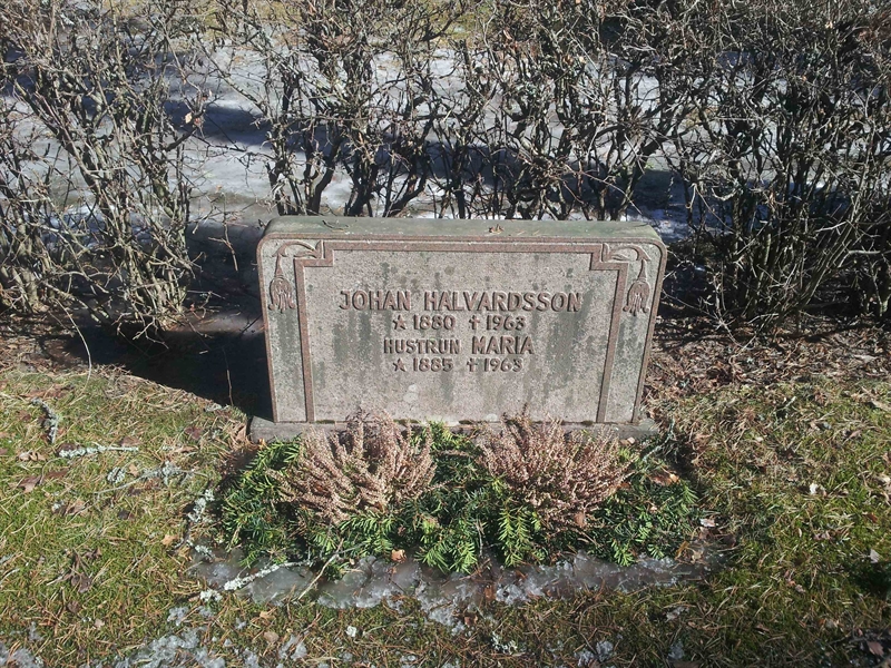 Grave number: 1 KV.7     3-4