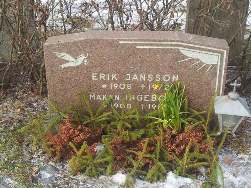 Grave number: 1 KV.3   303-304