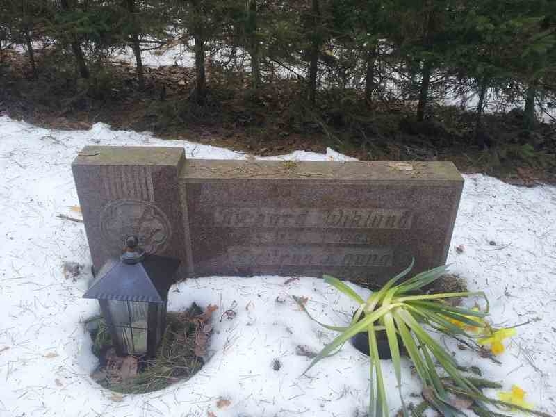Grave number: 1 KV.5    21-22