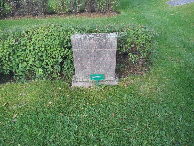 Grave number: 1 NH   107