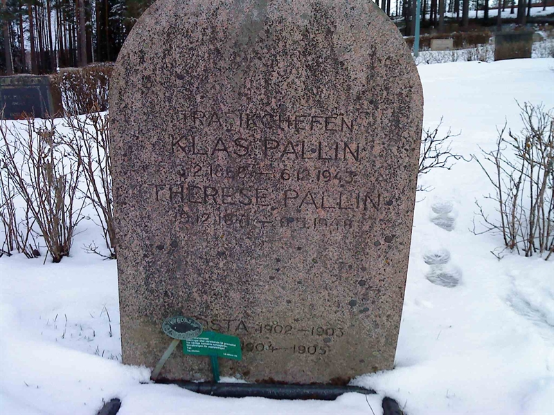Grave number: 1 GL12     6