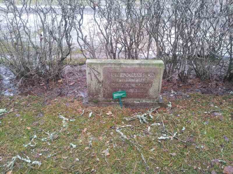 Grave number: 1 KV.4   230