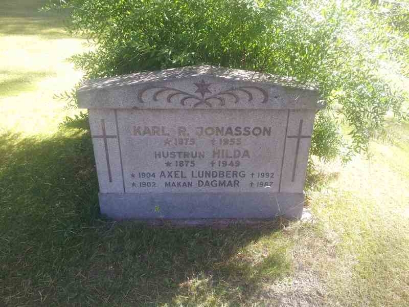 Grave number: 1 NE    23