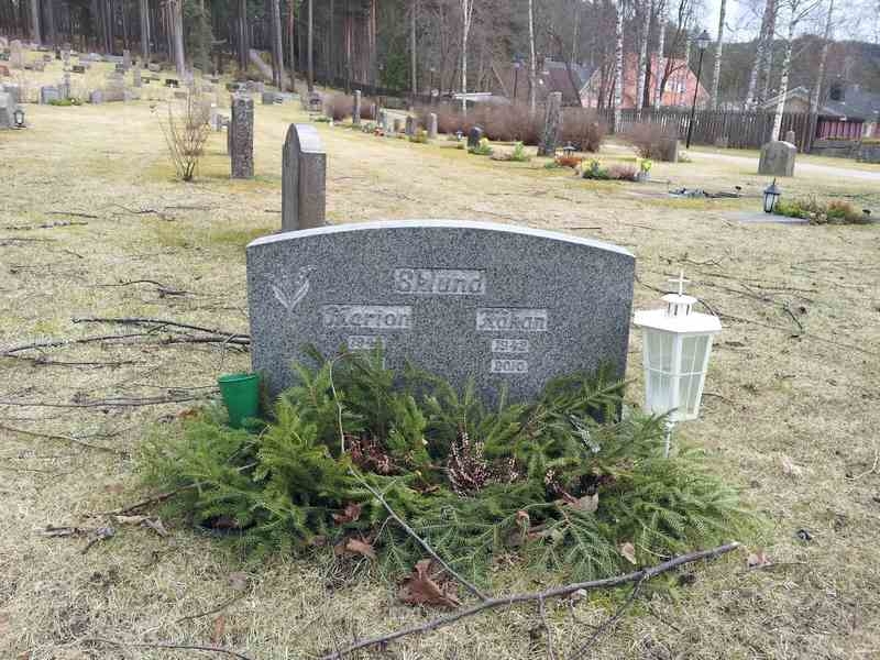 Grave number: 1 GL.4    23