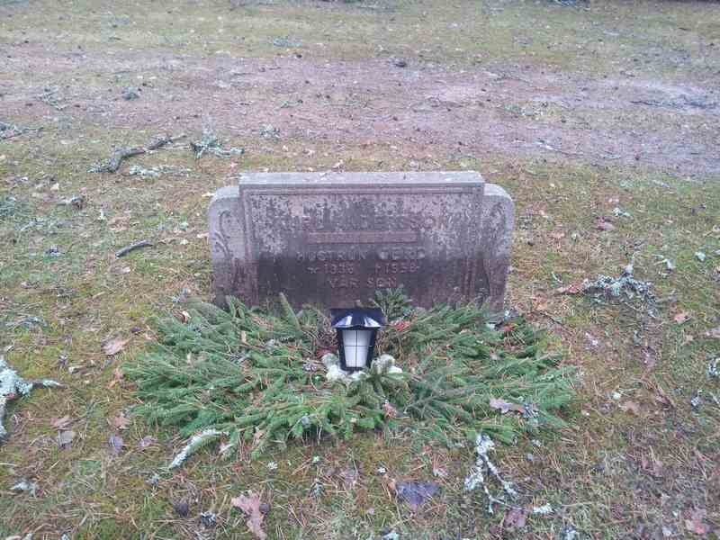 Grave number: 1 KV.4   175-176