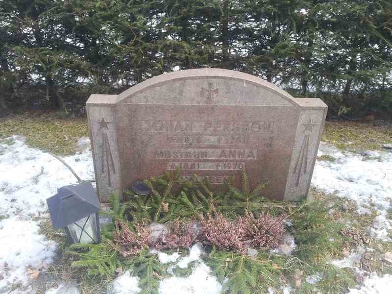 Grave number: 1 KV.6    20-21