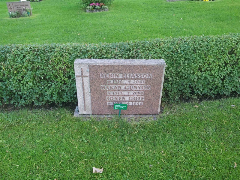 Grave number: 1 NI    12