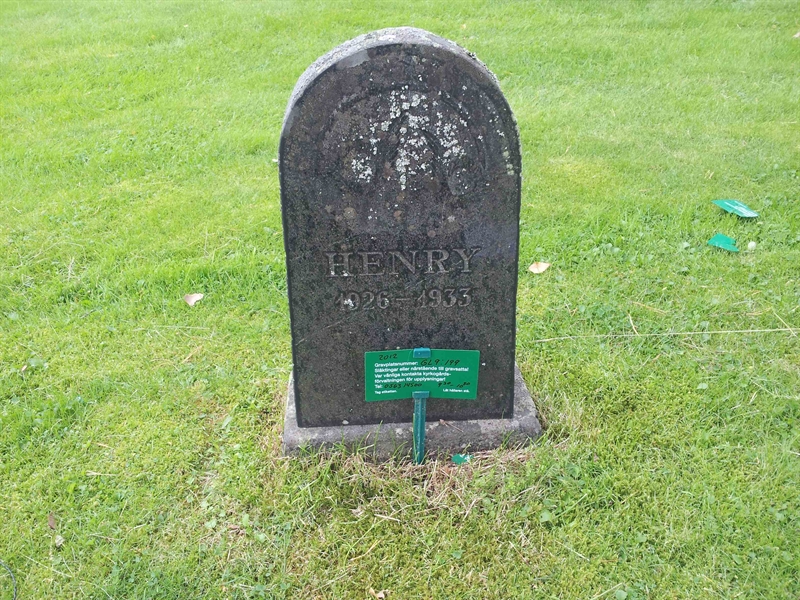 Grave number: 1 GL.9   199