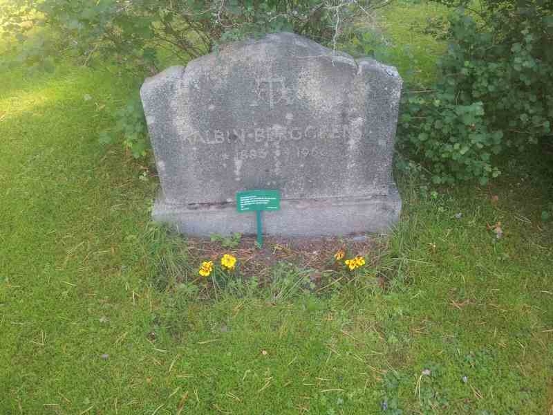 Grave number: 1 KV.2    33