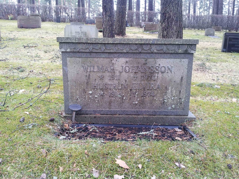 Grave number: 1 KV.4 1    17-18