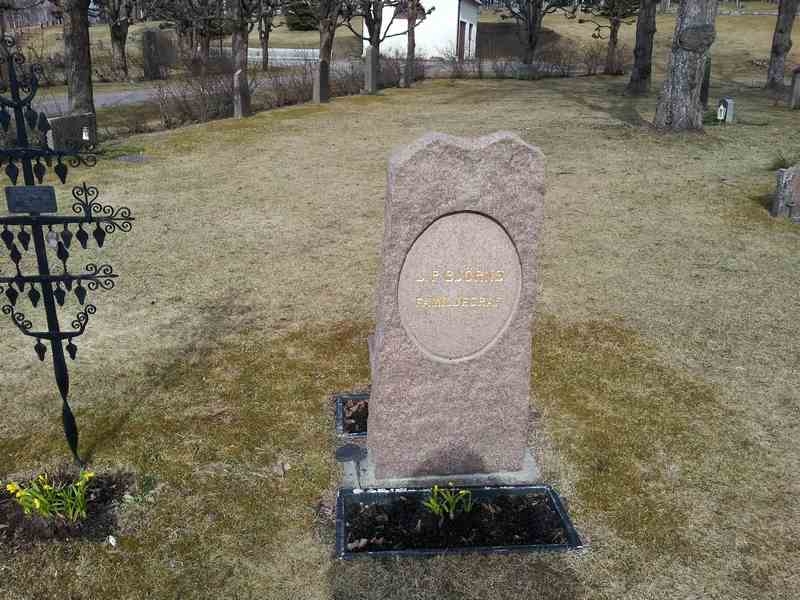Grave number: 1 GL.4    48