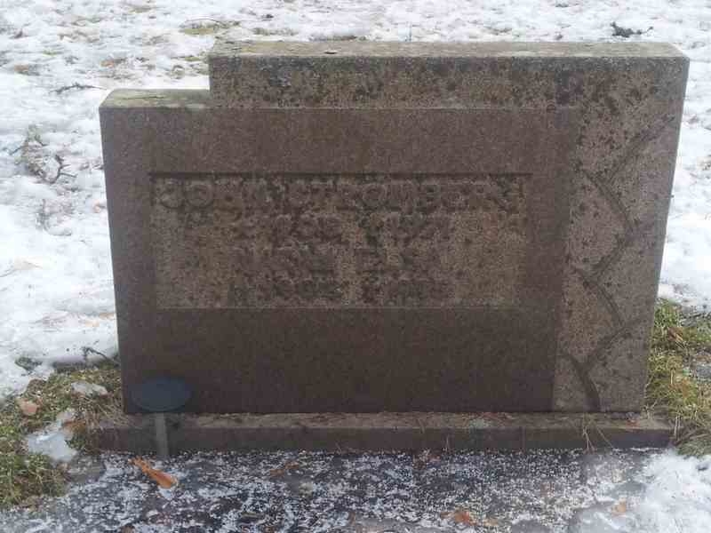 Grave number: 1 KV.3   271-272