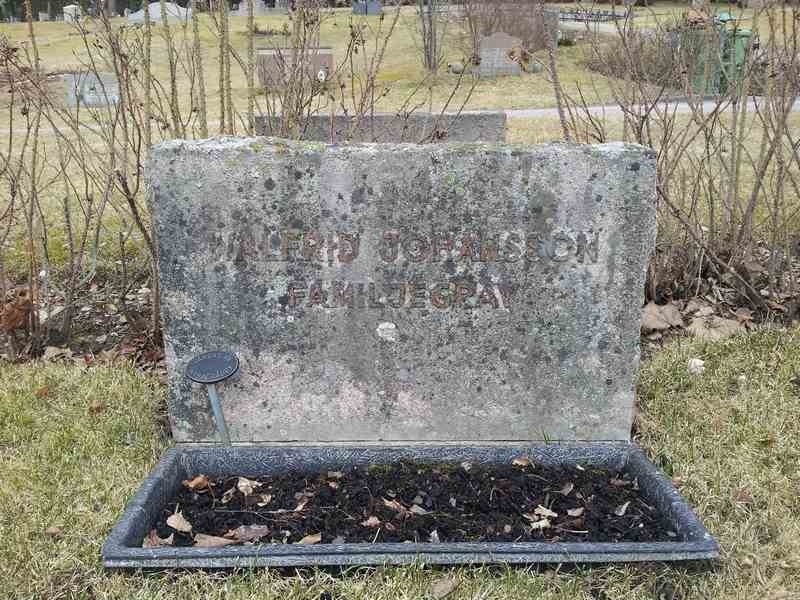 Grave number: 1 GL.4    15
