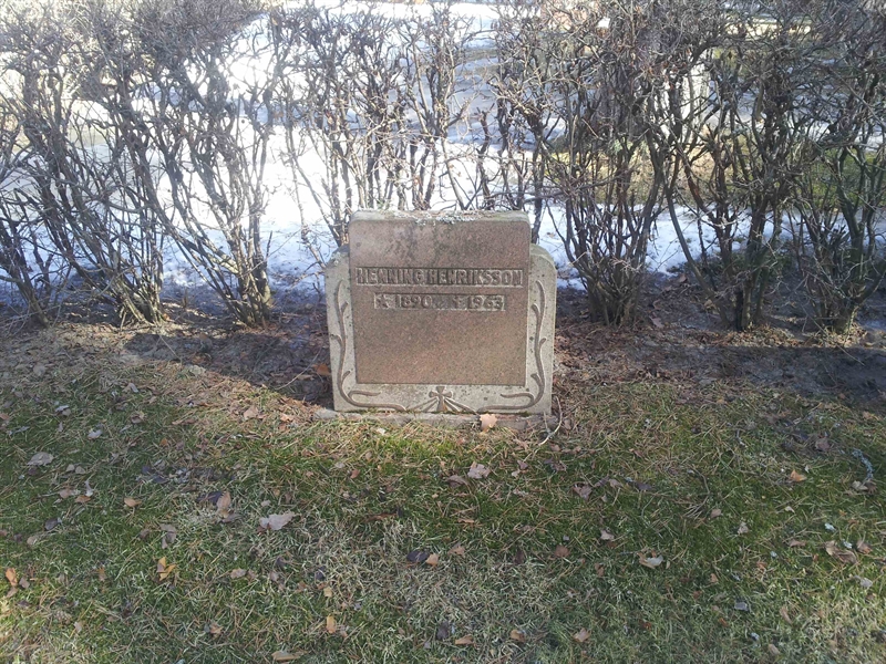 Grave number: 1 KV.7    34