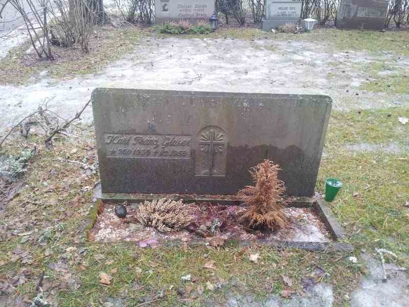 Grave number: 1 KV.4   289-290