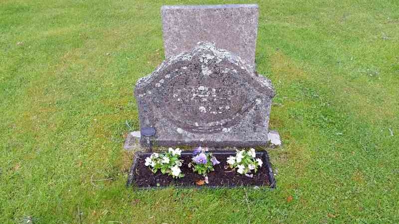 Grave number: 1 GL.7    41
