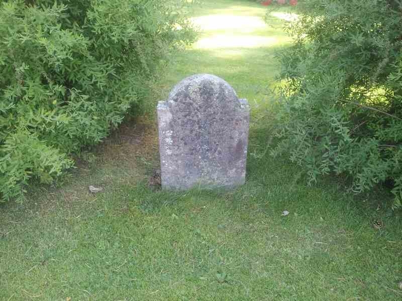 Grave number: 1 NE     2