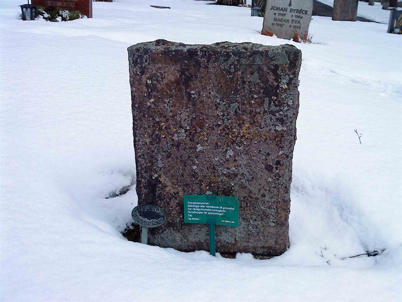 Grave number: 1 GL11    33